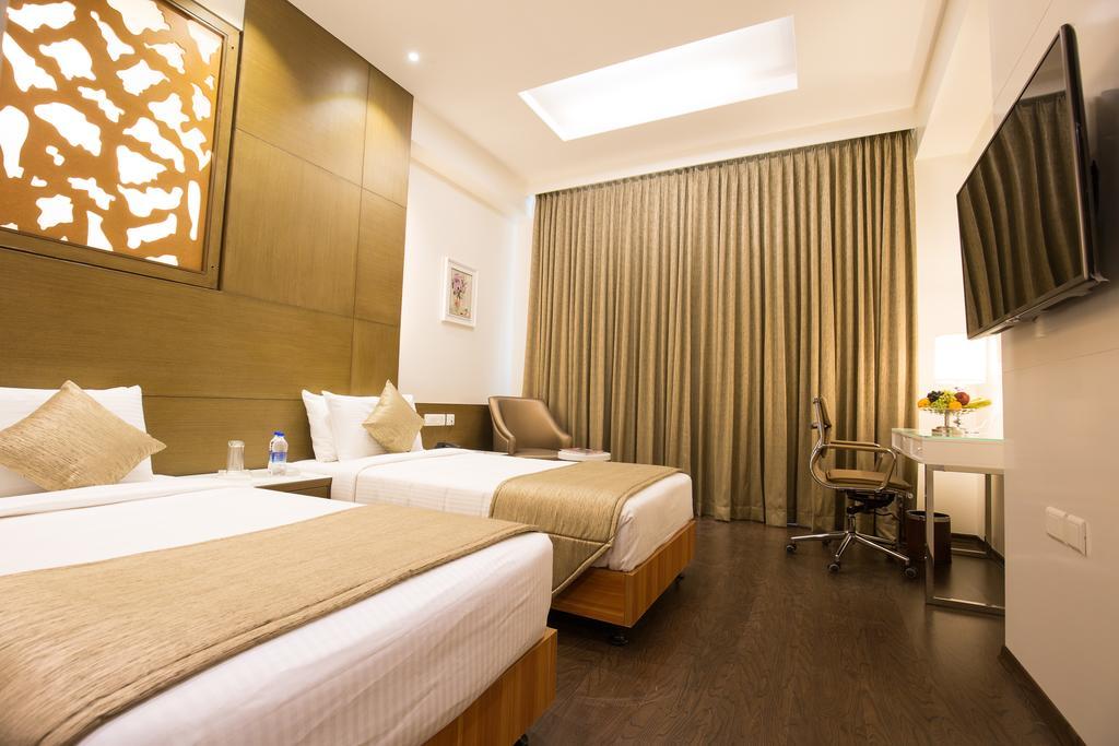 Kiscol Grands Hotel Коимбатур Экстерьер фото