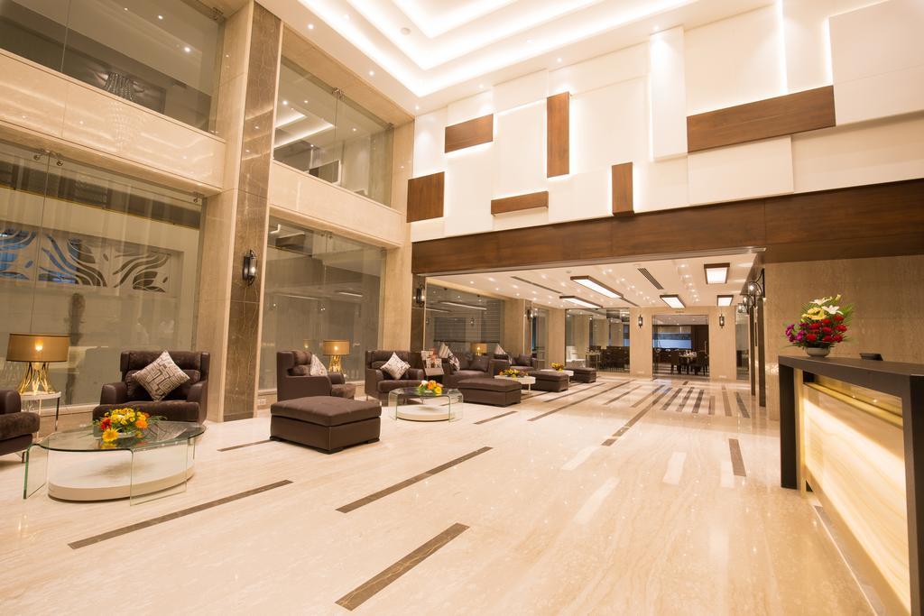 Kiscol Grands Hotel Коимбатур Экстерьер фото