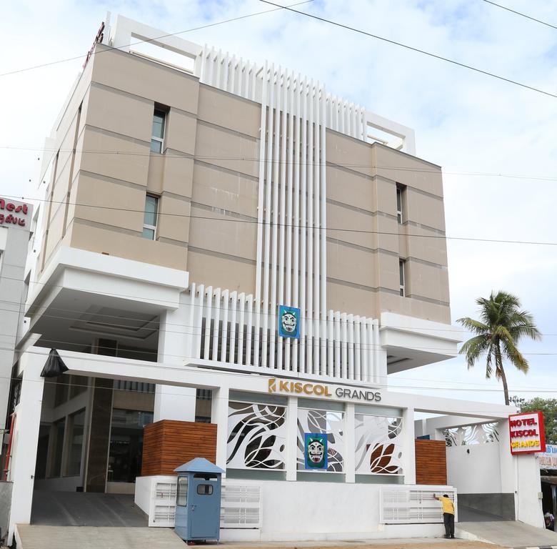 Kiscol Grands Hotel Коимбатур Экстерьер фото