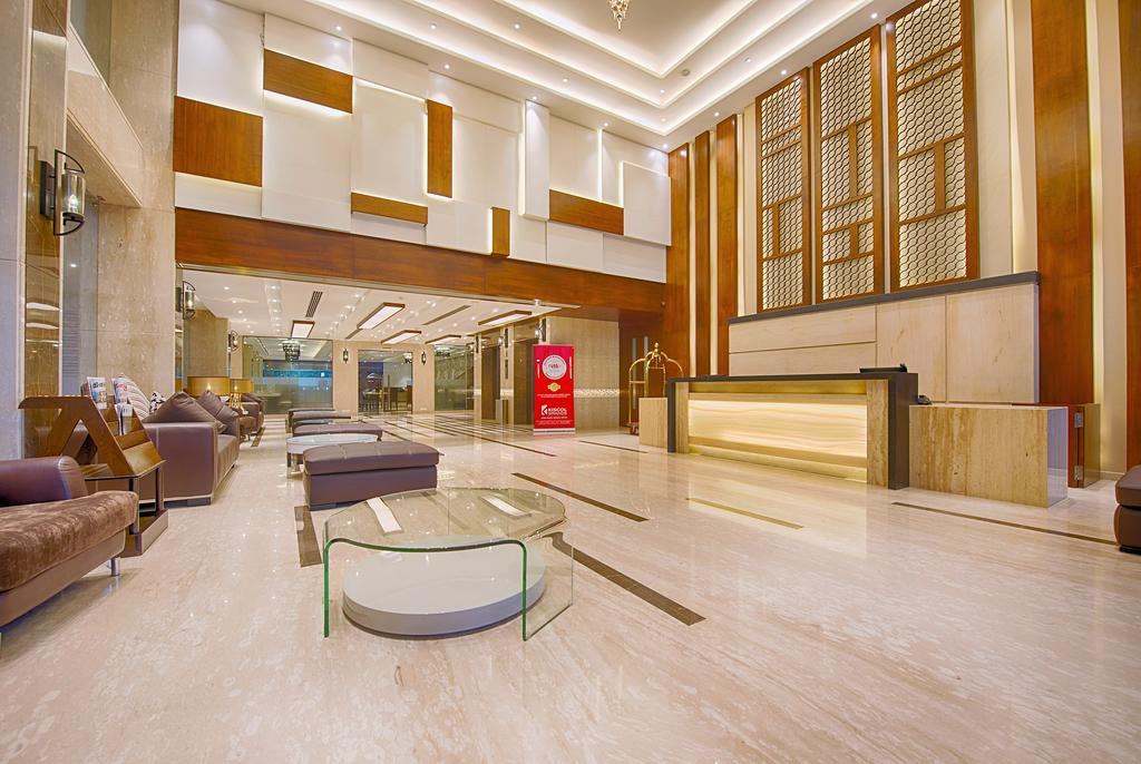 Kiscol Grands Hotel Коимбатур Экстерьер фото