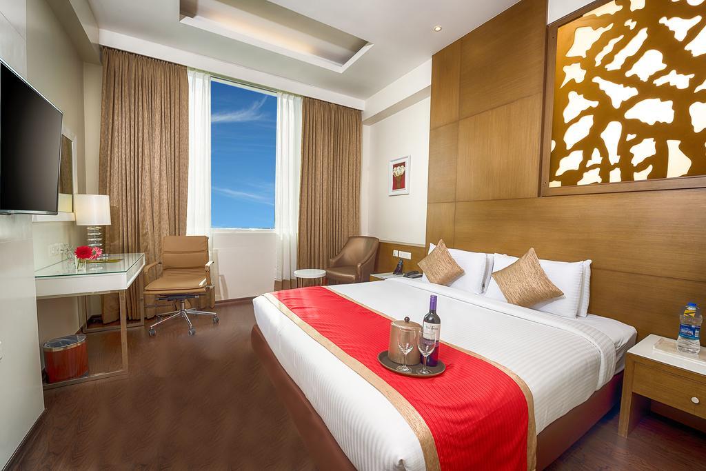 Kiscol Grands Hotel Коимбатур Экстерьер фото